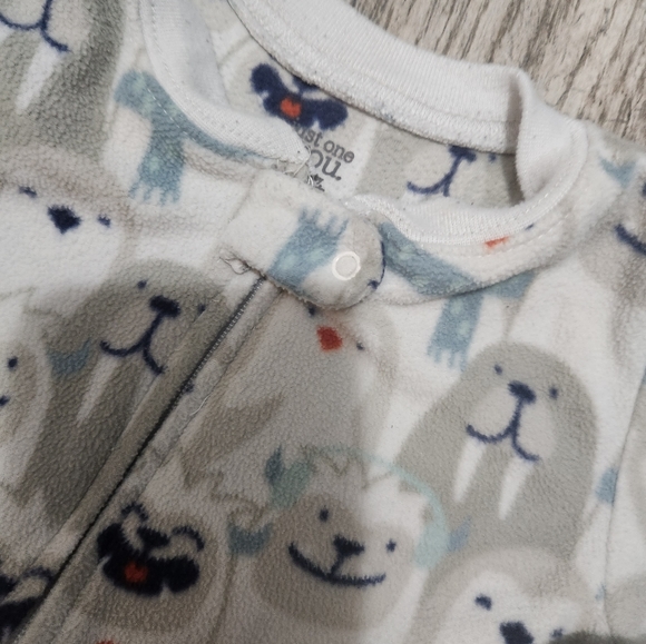 2 Penguin/Winter Animal Carter's Fleece Sleepers 18/24m - Picture 6 of 6
